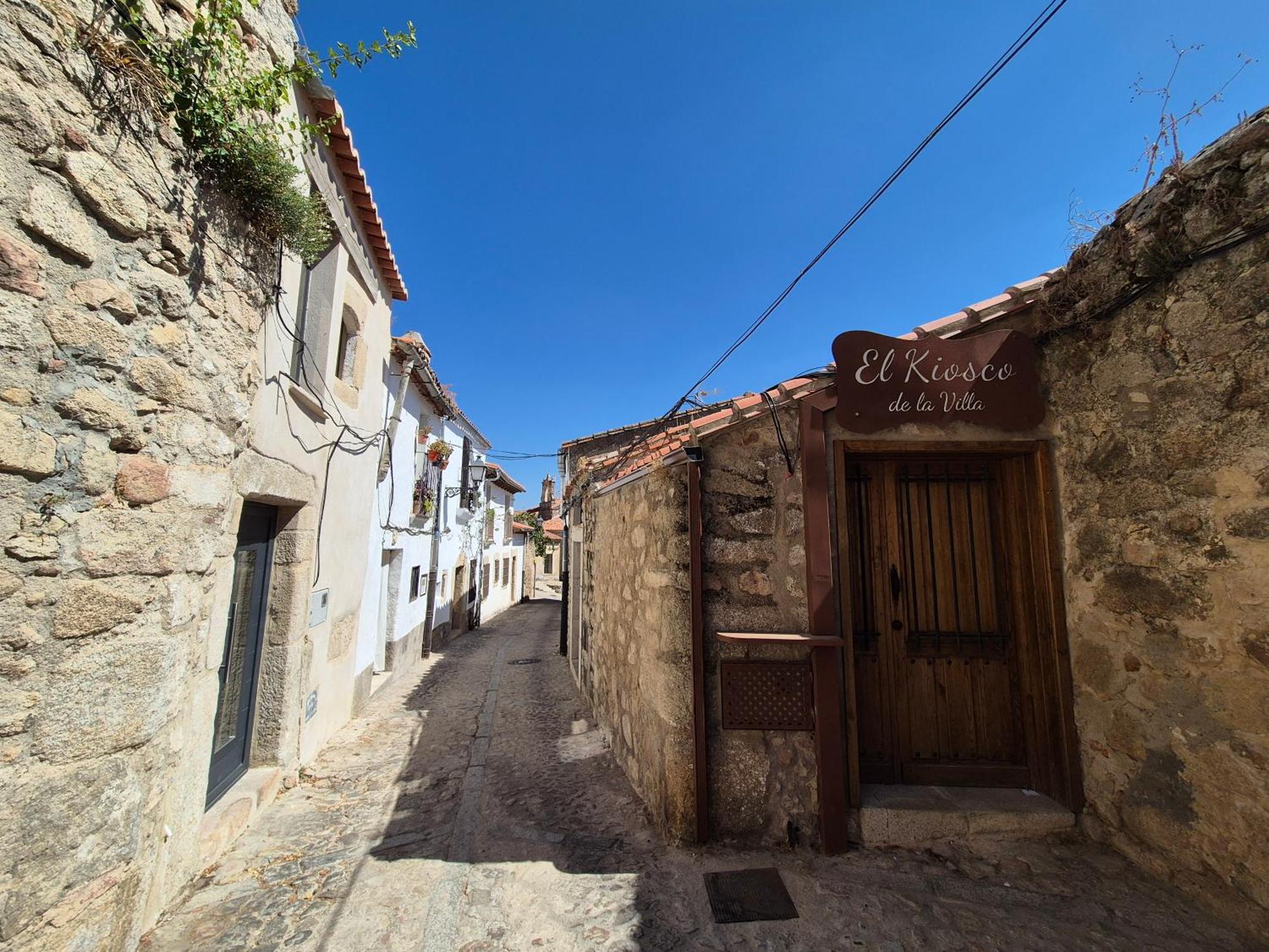 Grupo Garcia De Paredes Apartamentos Turisticos تروخيو المظهر الخارجي الصورة
